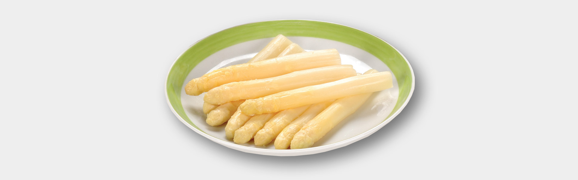 Piatto di asparagi